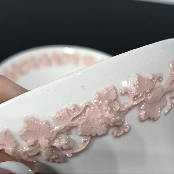 Wedgwood Etruria Embossed Queens Ware Pink on White Tea Cup Saucer Set England - Picture 11 of 16